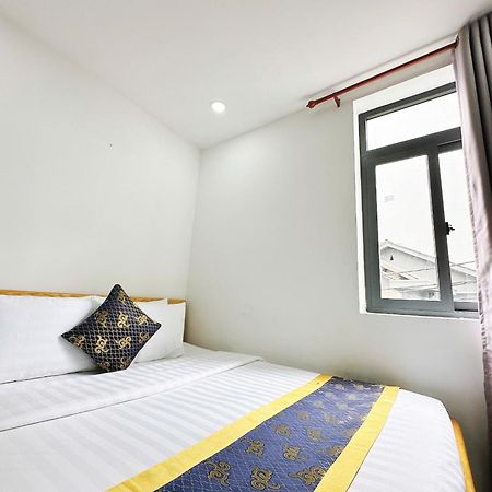 K&T Hotel - San Bay Tan Son Nhat Хошимін Екстер'єр фото