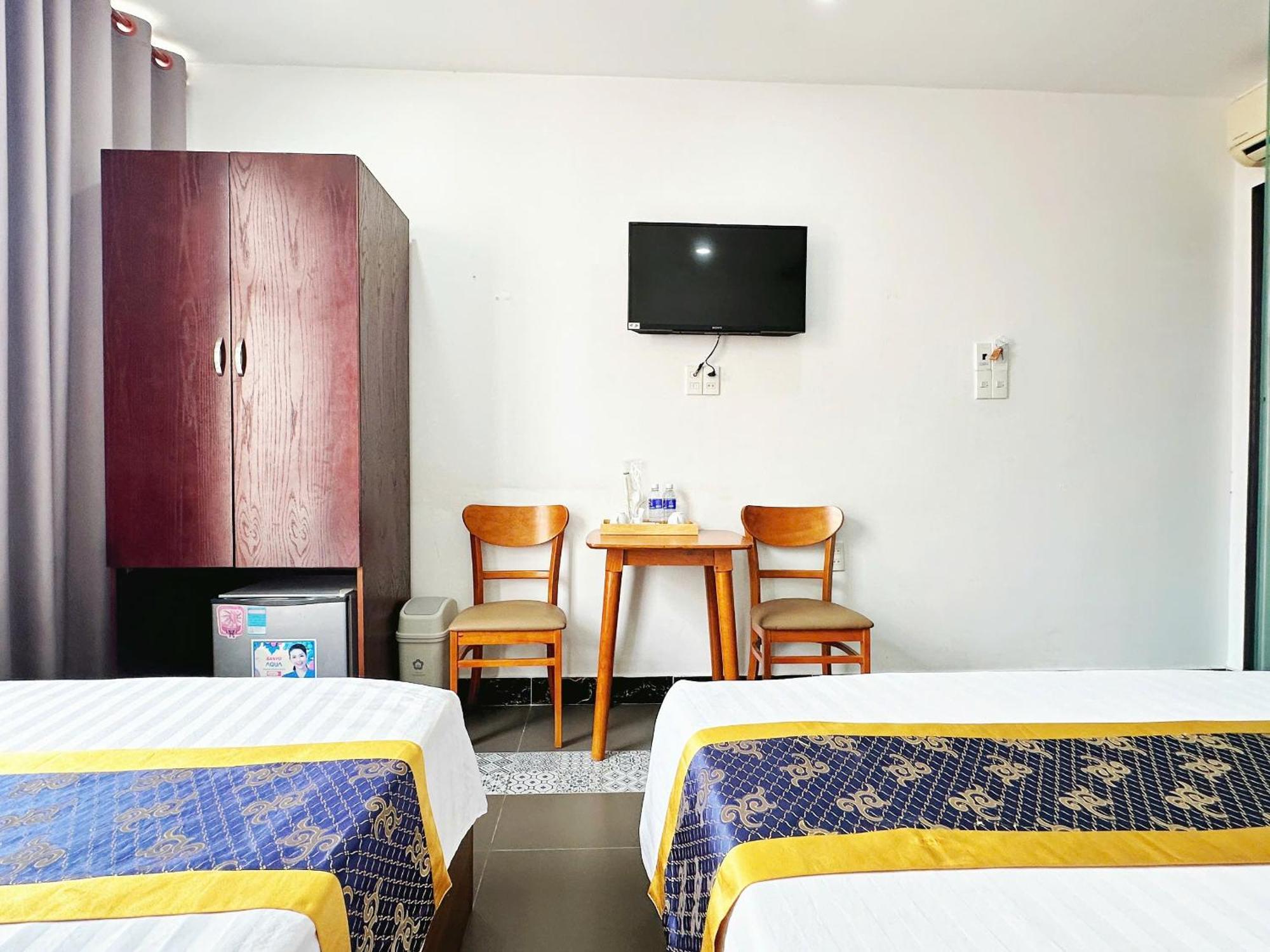 K&T Hotel - San Bay Tan Son Nhat Хошимін Екстер'єр фото