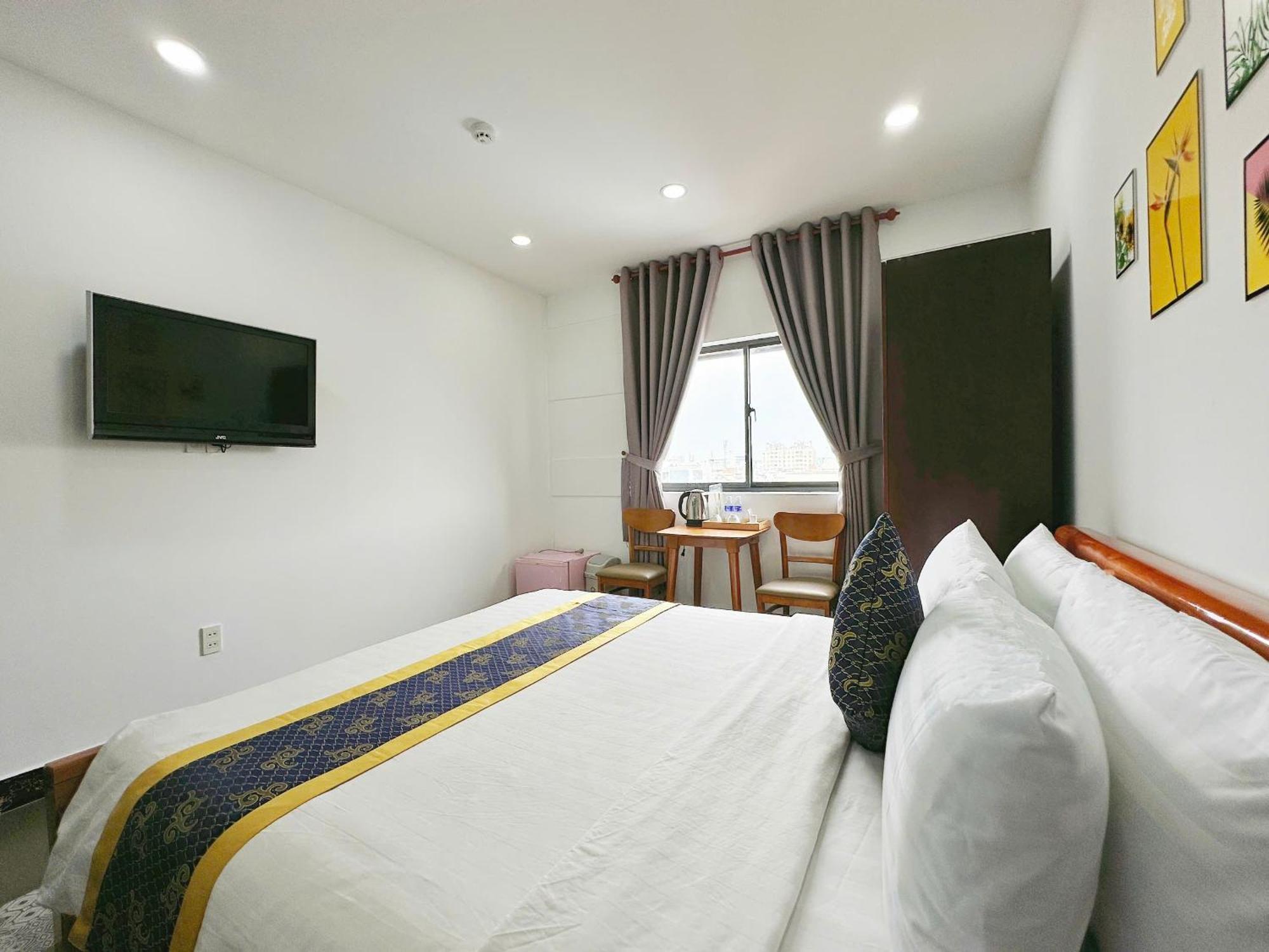 K&T Hotel - San Bay Tan Son Nhat Хошимін Екстер'єр фото