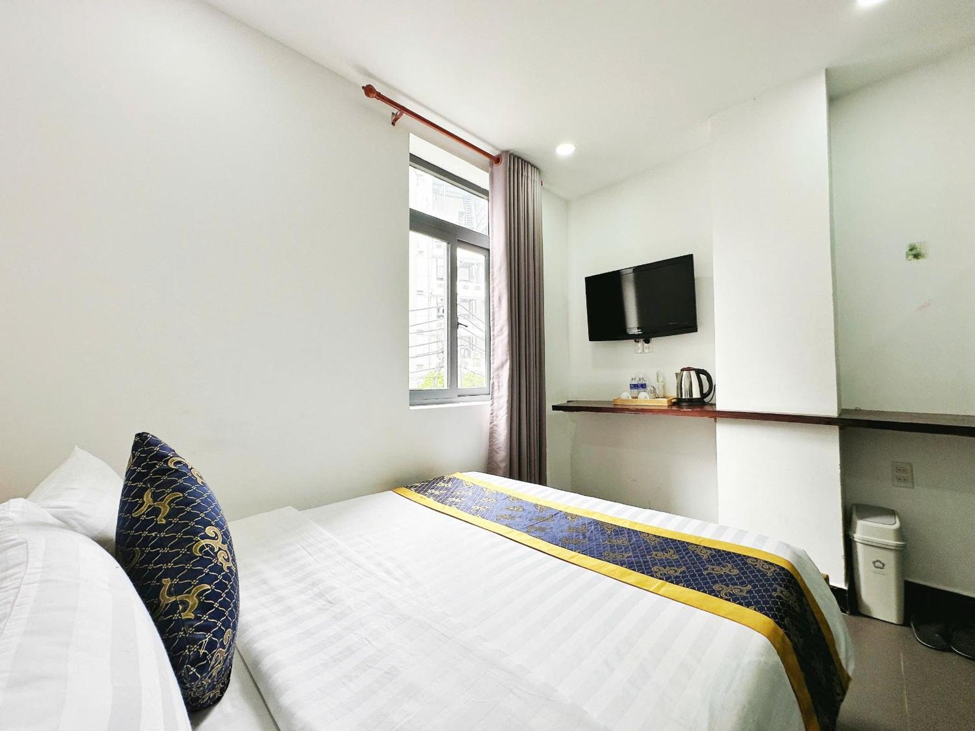 K&T Hotel - San Bay Tan Son Nhat Хошимін Екстер'єр фото